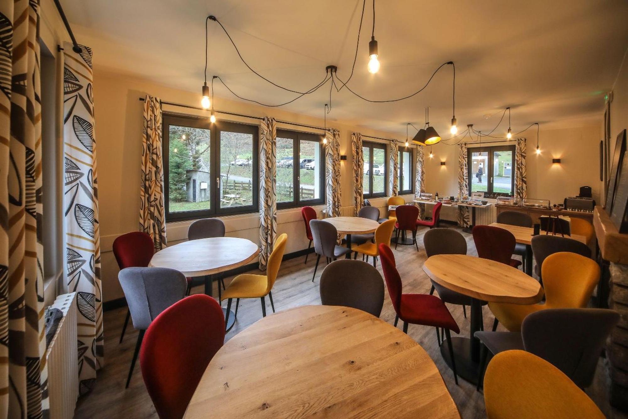 Hotel O Chiroulet Bagnères-de-Bigorre Buitenkant foto